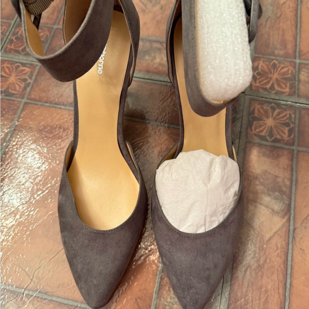 Liz Claiborne Gray Heels